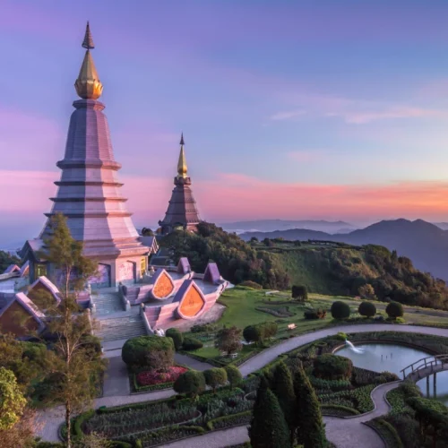 pagodas-in-doi-inthanon-1.jpg